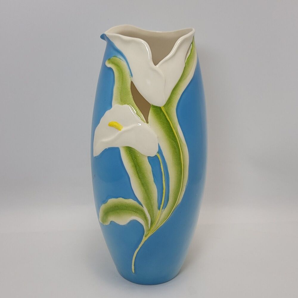 Nantucket Home Large Floral Porcelain Vase Featuring a 3D Calla Lily Design 12"